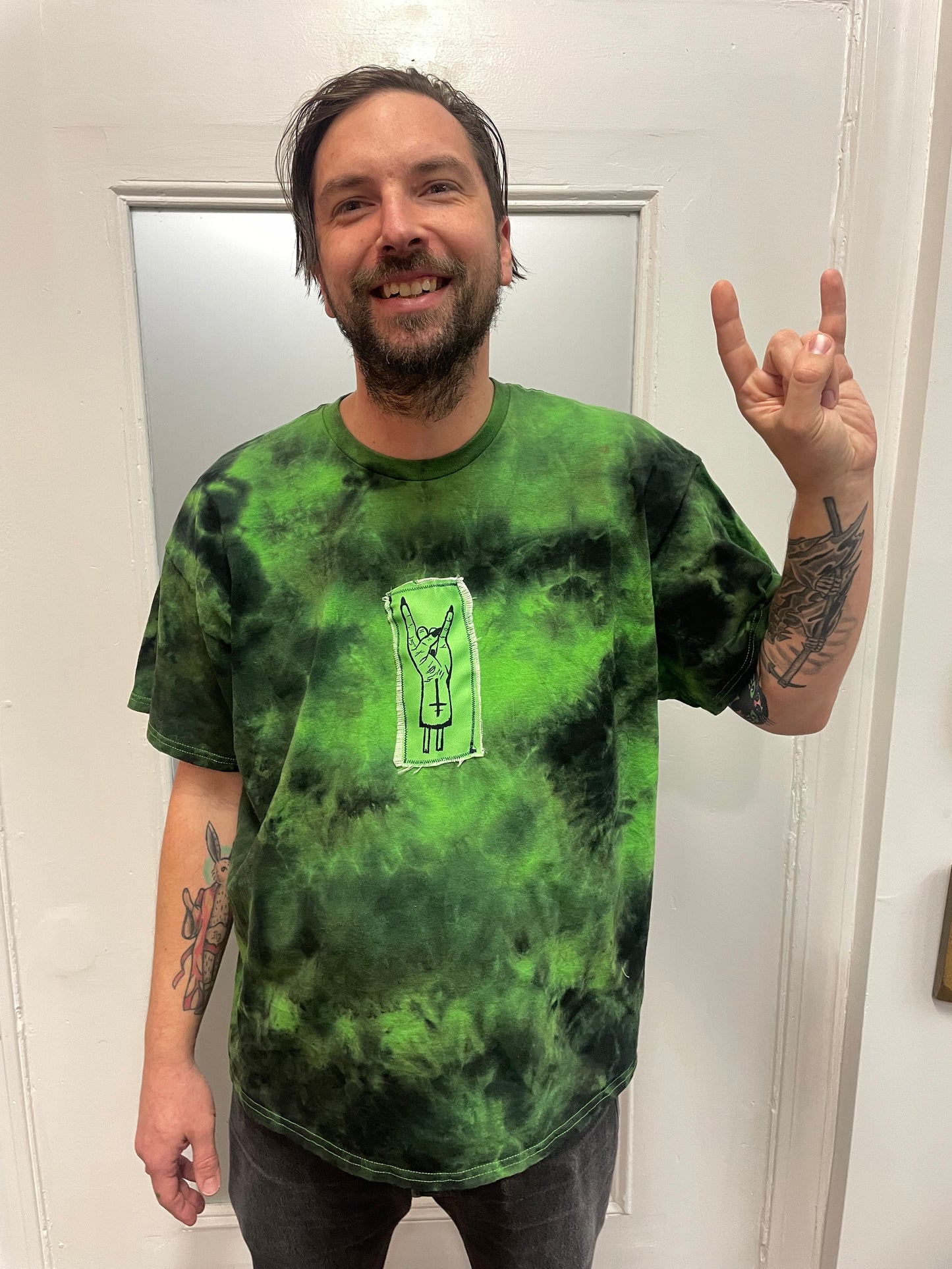 Rock On Satan 🤘T-Shirt XL
